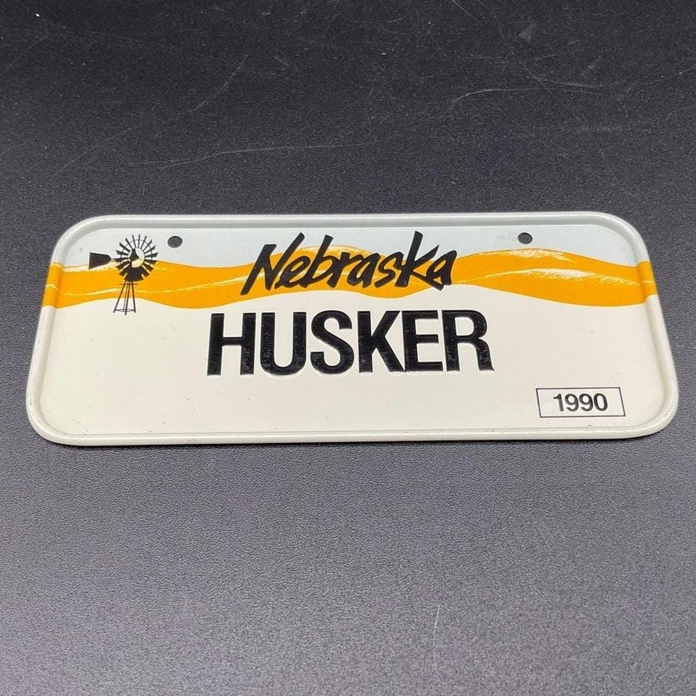 Vintage Nebraska Husker License Plate‎ Souvenir Tag 1990 Metal Desk Décor